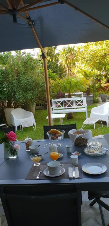 La Closerie D'Azelie Valognes Bagian luar foto